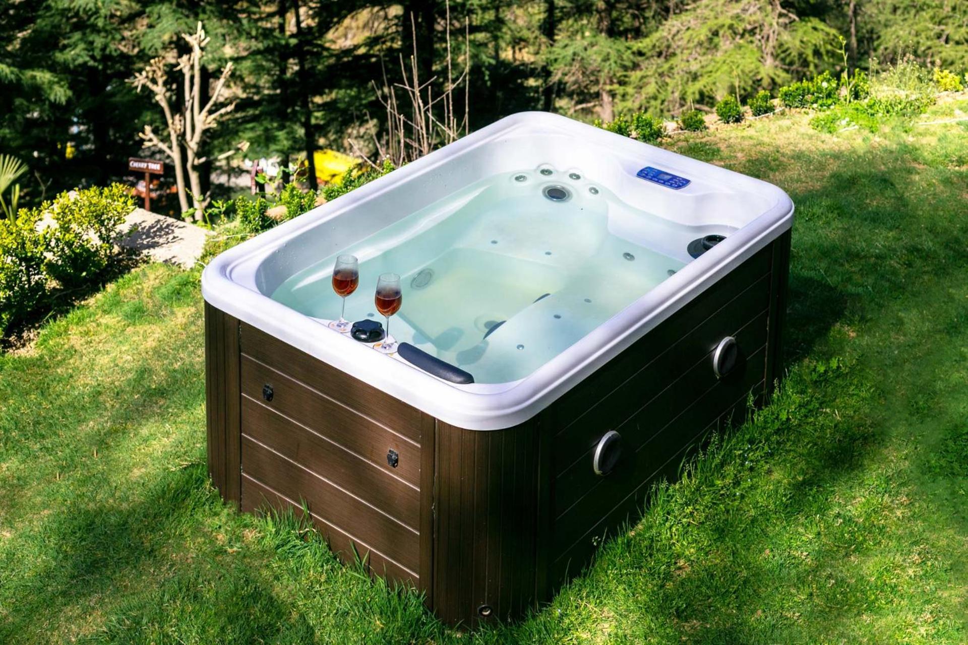 Stayvista At Pine Estate With Outdoor Jacuzzi Shimla Luaran gambar