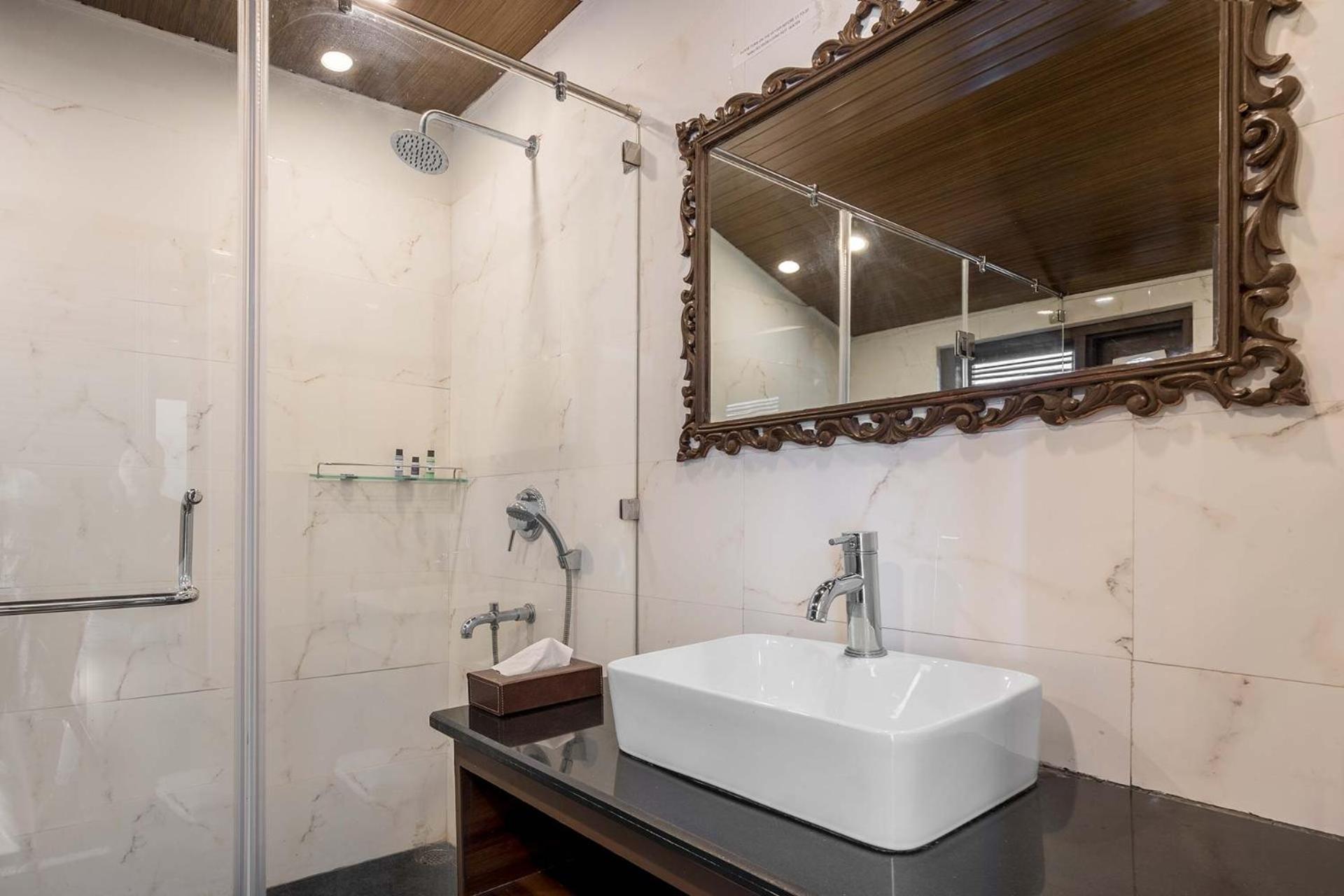 Stayvista At Pine Estate With Outdoor Jacuzzi Shimla Luaran gambar