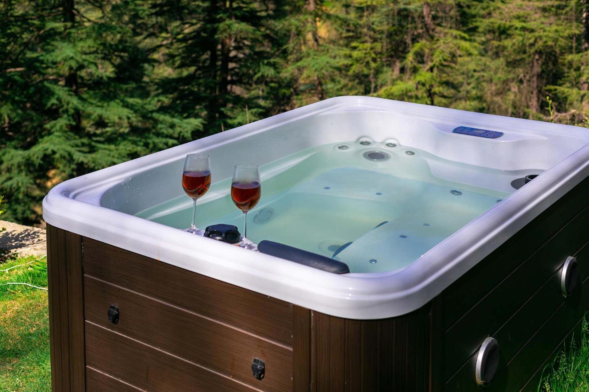 Stayvista At Pine Estate With Outdoor Jacuzzi Shimla Luaran gambar