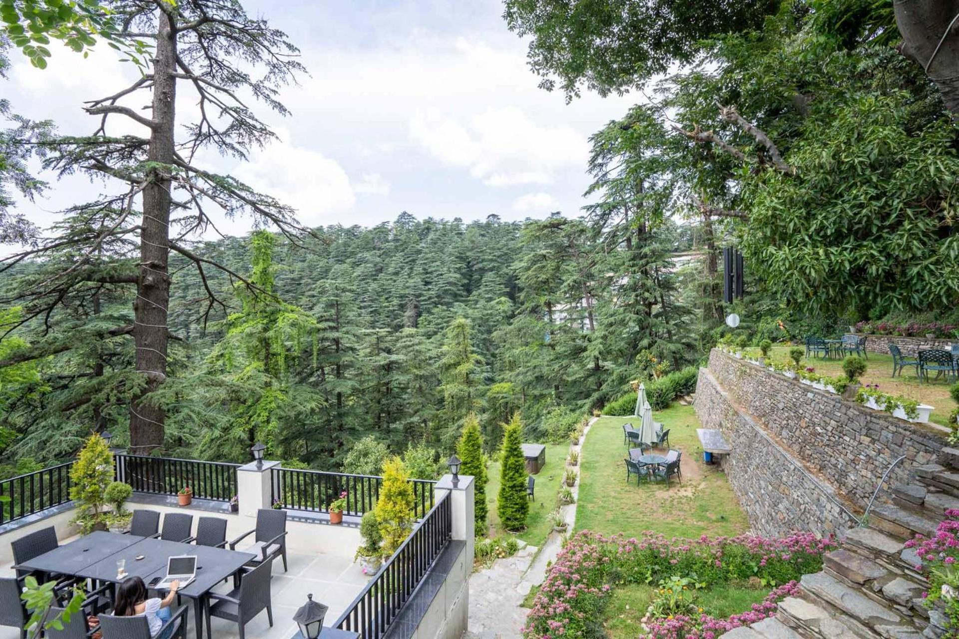 Stayvista At Pine Estate With Outdoor Jacuzzi Shimla Luaran gambar