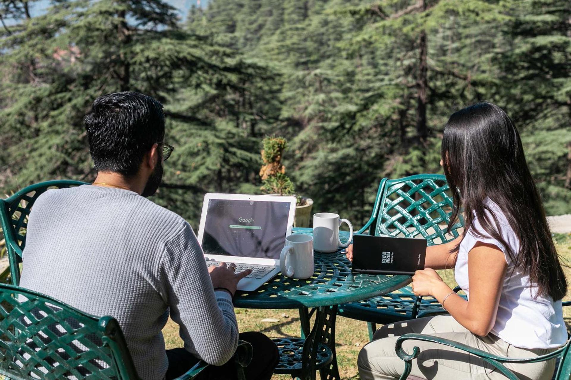 Stayvista At Pine Estate With Outdoor Jacuzzi Shimla Luaran gambar